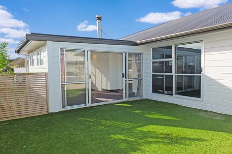 Photo of property in 18 Seabury Avenue, Foxton Beach, Foxton, 4815