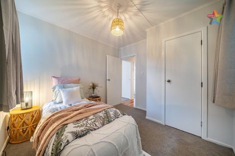 Photo of property in 41 Bird Grove, Stokes Valley, Lower Hutt, 5019