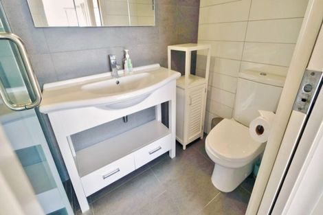 Photo of property in 2c/10 Augustus Terrace, Parnell, Auckland, 1052