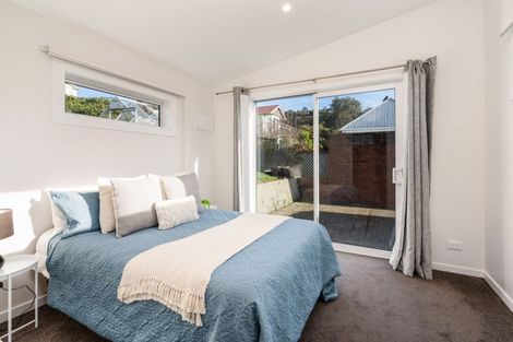 Photo of property in 84 Hazelhurst Pass, Caversham, Dunedin, 9012