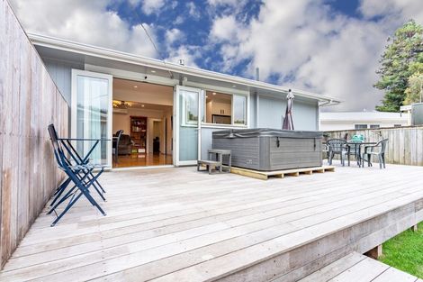 Photo of property in 4 Ponderosa Grove, Maoribank, Upper Hutt, 5018