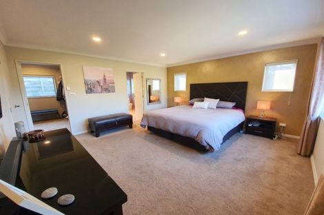 Photo of property in 57 Blacks Road, Greenhithe, Auckland, 0632