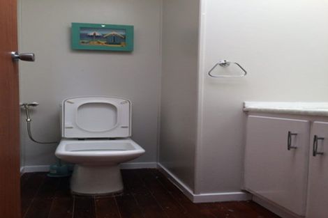 Photo of property in 89 Gossamer Drive, Pakuranga Heights, Auckland, 2010