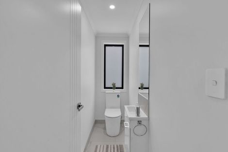 Photo of property in 20 Te Tiireke Drive, Glenview, Hamilton, 3206