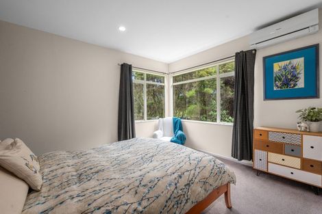 Photo of property in 38 Ravenstone Place, Chatswood, Auckland, 0626