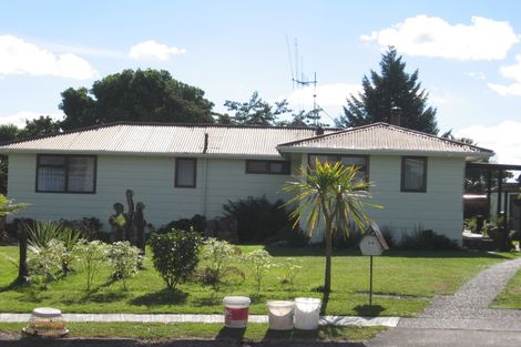 Photo of property in 24 Berwick Place, Tokoroa, 3420
