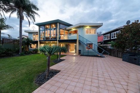 Photo of property in 13 Norwood Road, Bayswater, Auckland, 0622