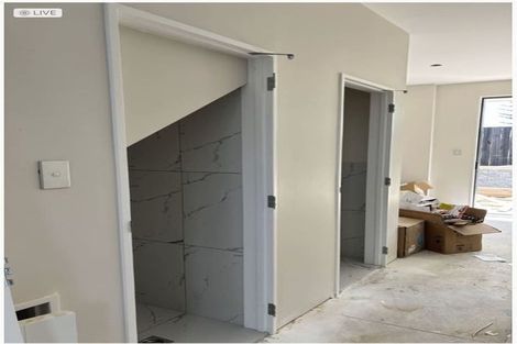 Photo of property in 4/88 Gloria Avenue, Te Atatu Peninsula, Auckland, 0610