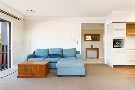 Photo of property in 28 Rexford Heights, Pyes Pa, Tauranga, 3112