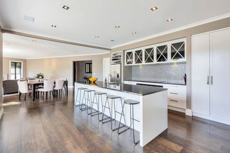 Photo of property in 23 Meteor Place, Schnapper Rock, Auckland, 0632