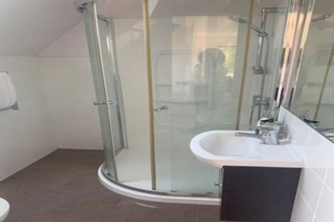 Photo of property in 490 Te Atatu Road, Te Atatu Peninsula, Auckland, 0610