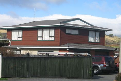 Photo of property in 9 Arima Place, Grenada Village, Wellington, 6037
