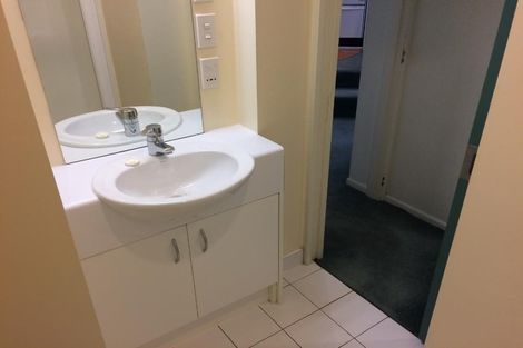 Photo of property in Terrace Garden Apartments, 6d/120 The Terrace, Wellington Central, Wellington, 6011