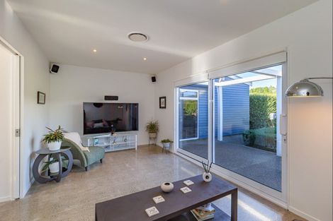 Photo of property in 342a Tararua Road, Levin, 5571
