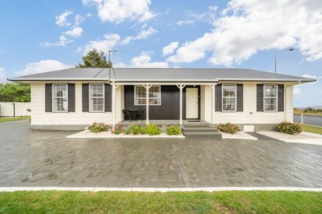 Photo of property in 9 Shaftesbury Grove, Stokes Valley, Lower Hutt, 5019