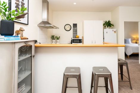 Photo of property in Stadium Garden Flats, 402/107 Thorndon Quay, Pipitea, Wellington, 6011