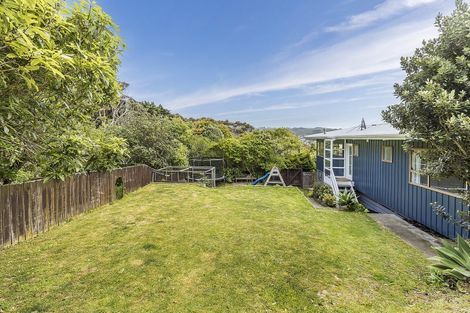 Photo of property in 13 De Castro Place, Titahi Bay, Porirua, 5022