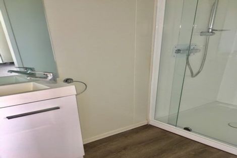 Photo of property in 49a Fairclough Road, Beach Haven, Auckland, 0626