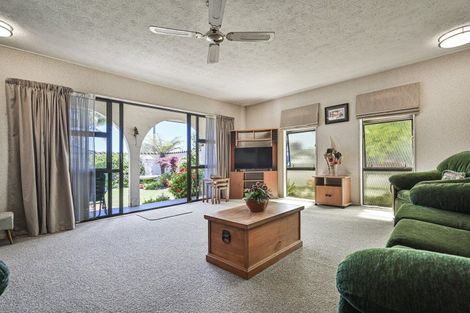 Photo of property in 810 Eaton Road, Saint Leonards, Hastings, 4120