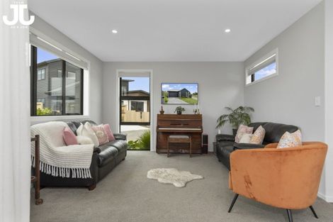 Photo of property in 29 Tangaroa Place, Poike, Tauranga, 3112