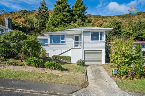 Photo of property in 16 Pollard Street, Wainuiomata, Lower Hutt, 5014