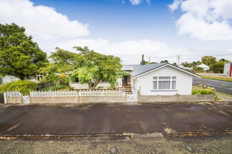 Photo of property in 25 Hunia Street, Marton, 4710