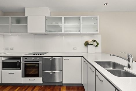 Photo of property in 503/7 Humber Street, Pandora, Napier, 4110