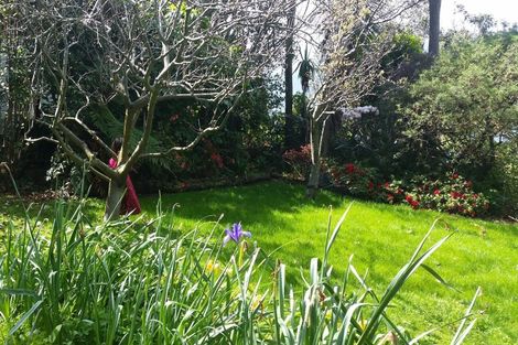 Photo of property in 9 Tai Paku Paku Road, Karaka Bays, Wellington, 6022