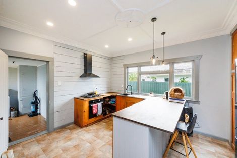 Photo of property in 99a Church Street, West End, Palmerston North, 4412