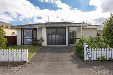 Photo of property in 11b Waterloo Street, Dannevirke, 4930
