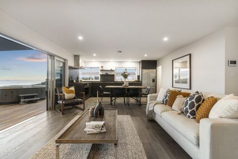 Photo of property in 357b Oceanbeach Road, Mount Maunganui, 3116