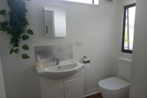 Photo of property in 3 Mull Place, Wattle Downs, Auckland, 2103