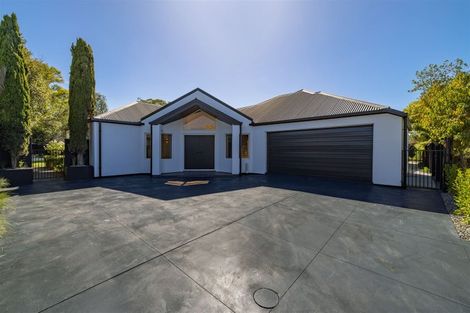 Photo of property in 9 Monterey Place, Parklands, Christchurch, 8083