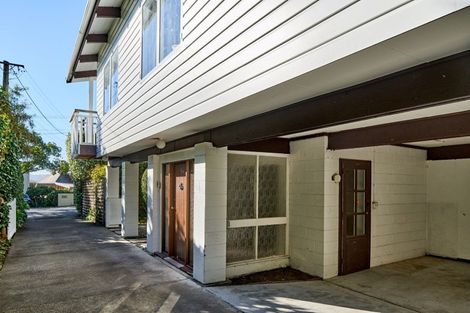 Photo of property in 447 Muritai Road, Eastbourne, Lower Hutt, 5013