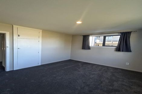 Photo of property in 135 Queenspark Drive, Parklands, Christchurch, 8083
