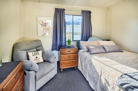 Photo of property in 87b Ward Street, Wallaceville, Upper Hutt, 5018