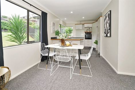 Photo of property in 7 Westview Place, Western Heights, Hamilton, 3200