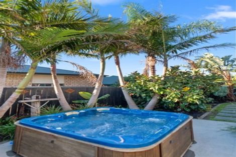 Photo of property in 5 Acacia Court, Whitianga, 3510