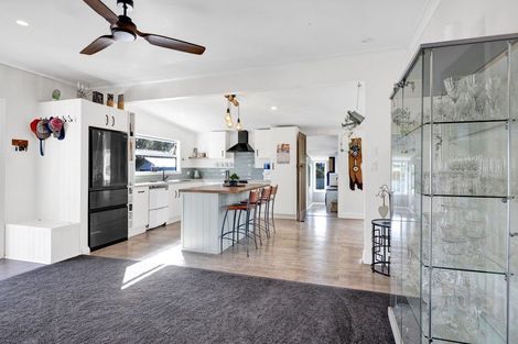 Photo of property in 1288 Normanby Road, Manaia, Hawera, 4678