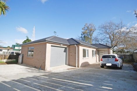 Photo of property in 56a Titoki Street, Te Atatu Peninsula, Auckland, 0610