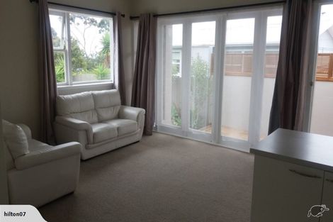 Photo of property in 1/27 Neptune Avenue, Beach Haven, Auckland, 0626