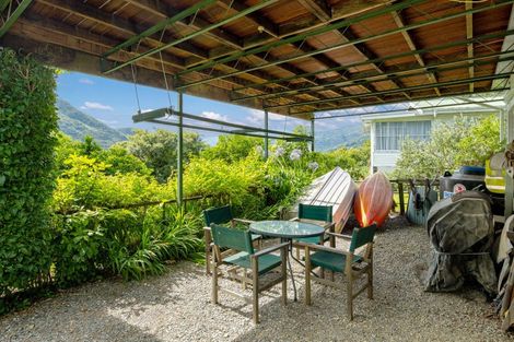 Photo of property in 84 Moenui Road, Havelock, Picton, 7281