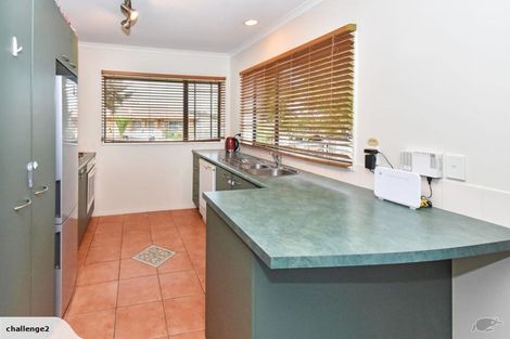 Photo of property in 5 Adair Place, Weymouth, Auckland, 2103
