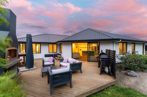 Photo of property in 13 Three Kings Court, Outram, 9019