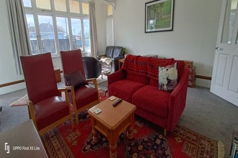 Photo of property in 195 South Road, Hawera, 4610