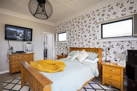 Photo of property in 7 Wicksteed Street, Vogeltown, New Plymouth, 4310