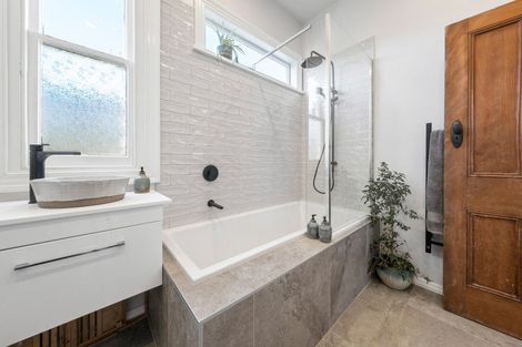 Photo of property in 81 Knowles Street, St Albans, Christchurch, 8052