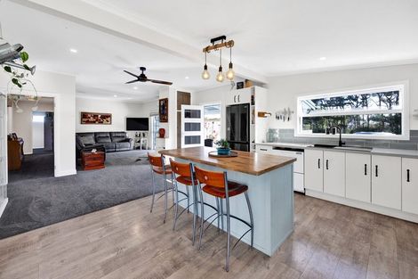 Photo of property in 1288 Normanby Road, Manaia, Hawera, 4678