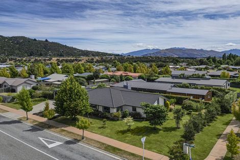 Photo of property in 3 Ash Avenue, Albert Town, Wanaka, 9305