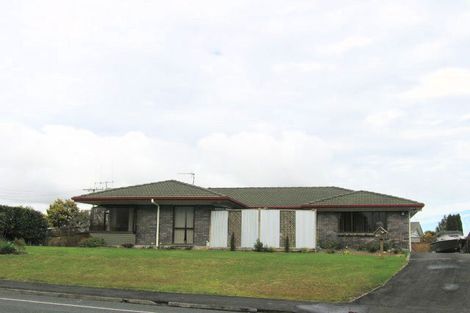 Photo of property in 102 Dinsdale Road, Dinsdale, Hamilton, 3204